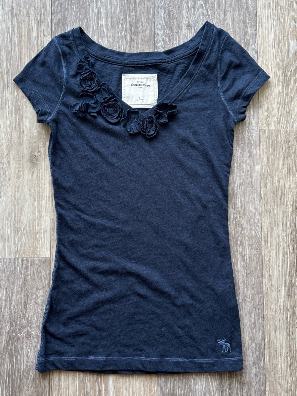 Vintage Abercrombie & Fitch Kids Navy Blue Floral Bella Swan Twilight Top Size S